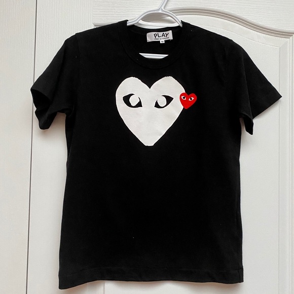 Comme des Garcons PLAY Tops - COMME DES GARÇONS PLAY T shirt M